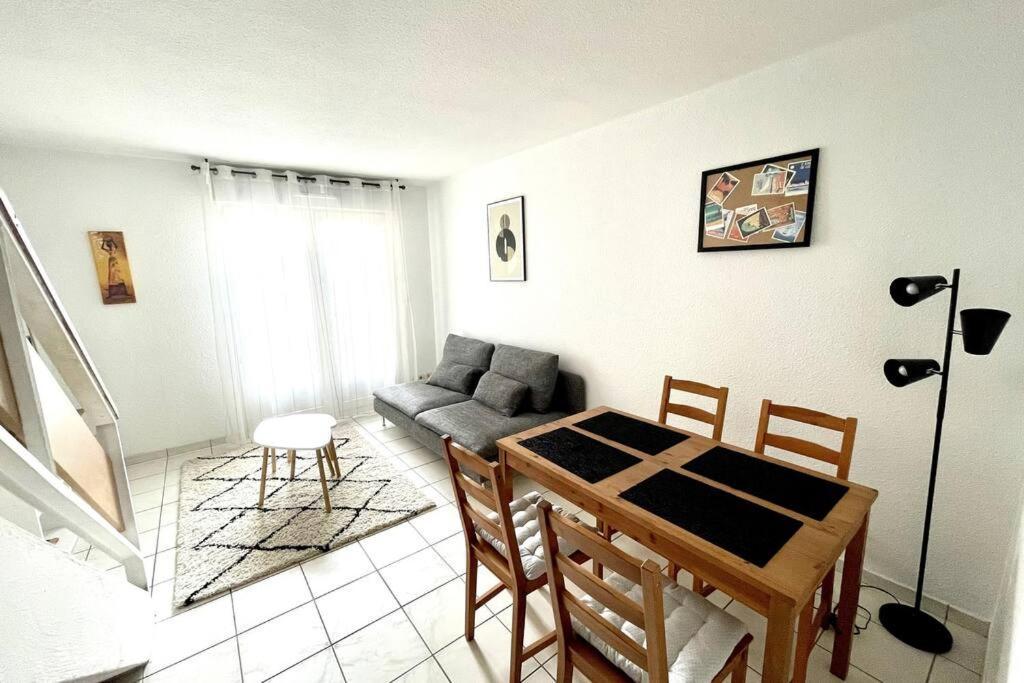 Duplex Moderne Proche De Toutes Commodites Bordeaux Exterior foto